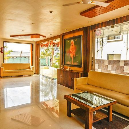 Oyo 4316 Hotel Sai Empire Shirdi Eksteriør billede
